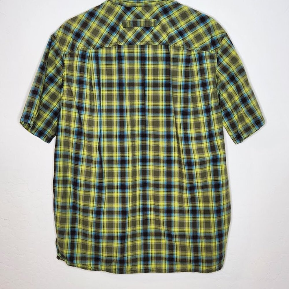 Duluth Trading Co. men's casual button down shirt size Med - Picture 4 of 4